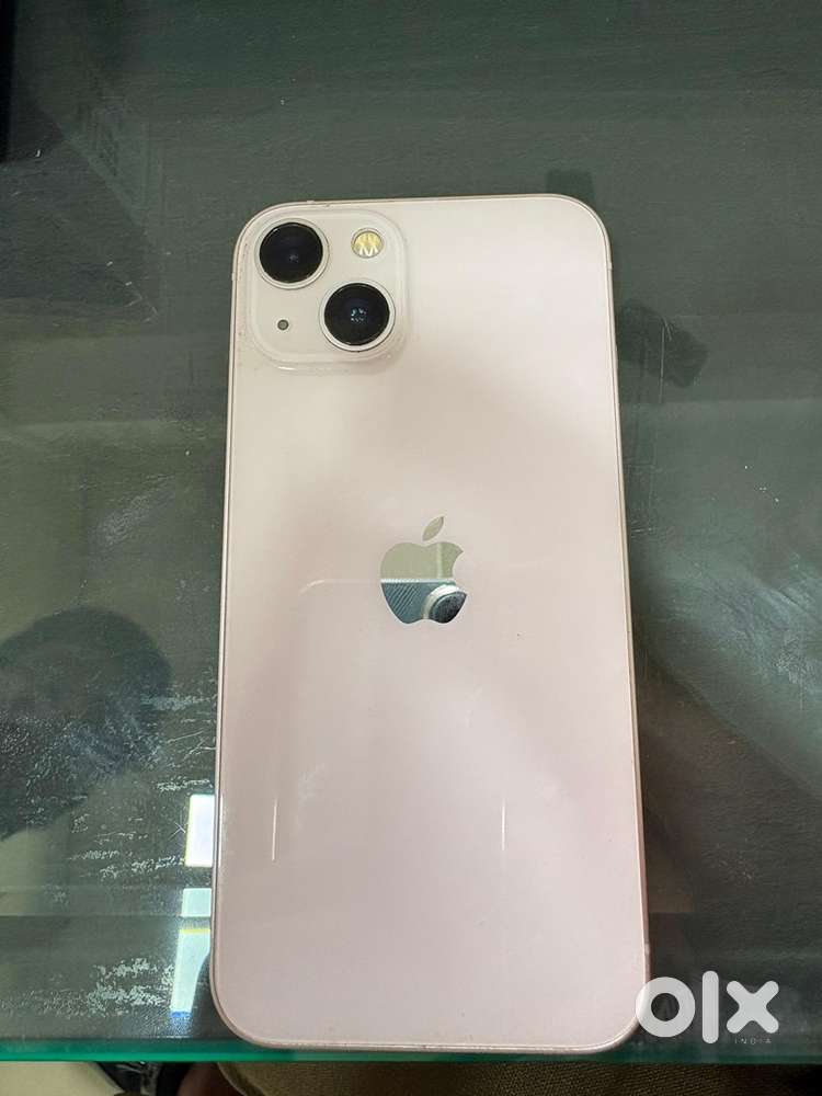 iPhone 13 pink colour