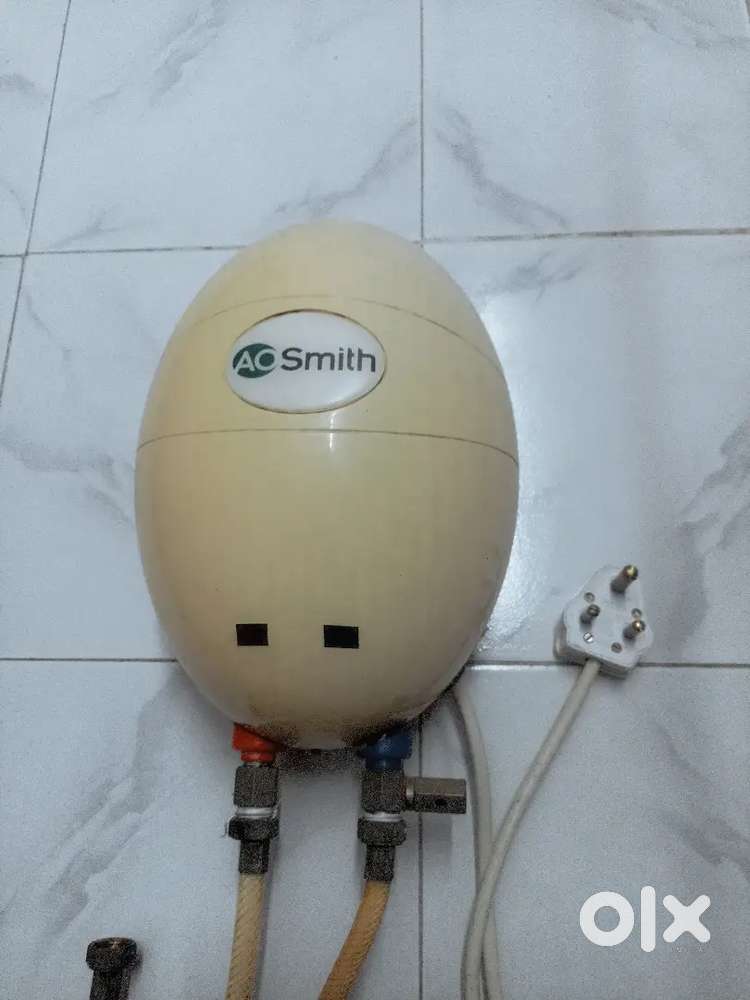 AO Smith instant water heater geyser