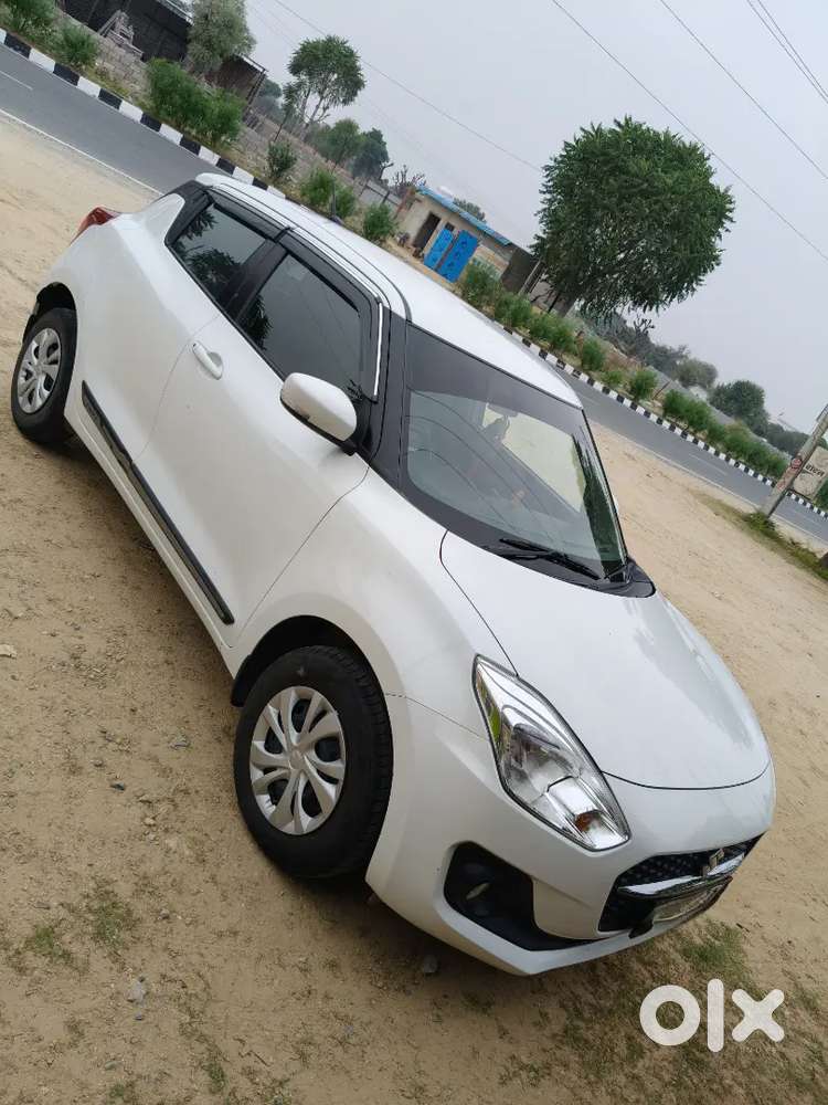 Maruti Suzuki Swift 2023 Petrol 40000 Km Driven