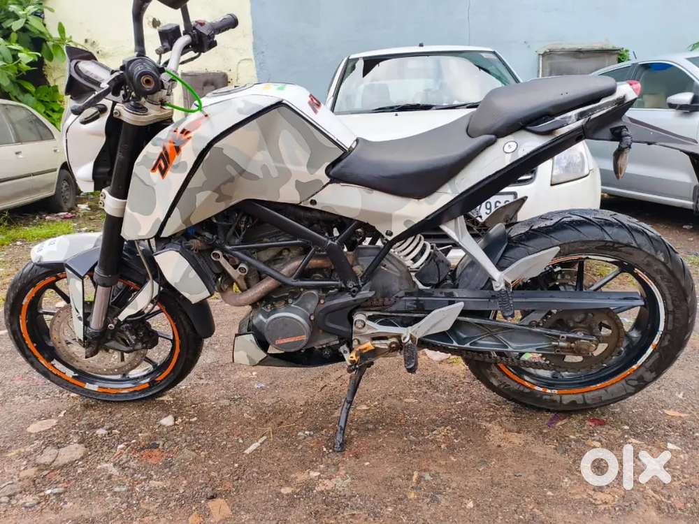 Top condition Duke 200