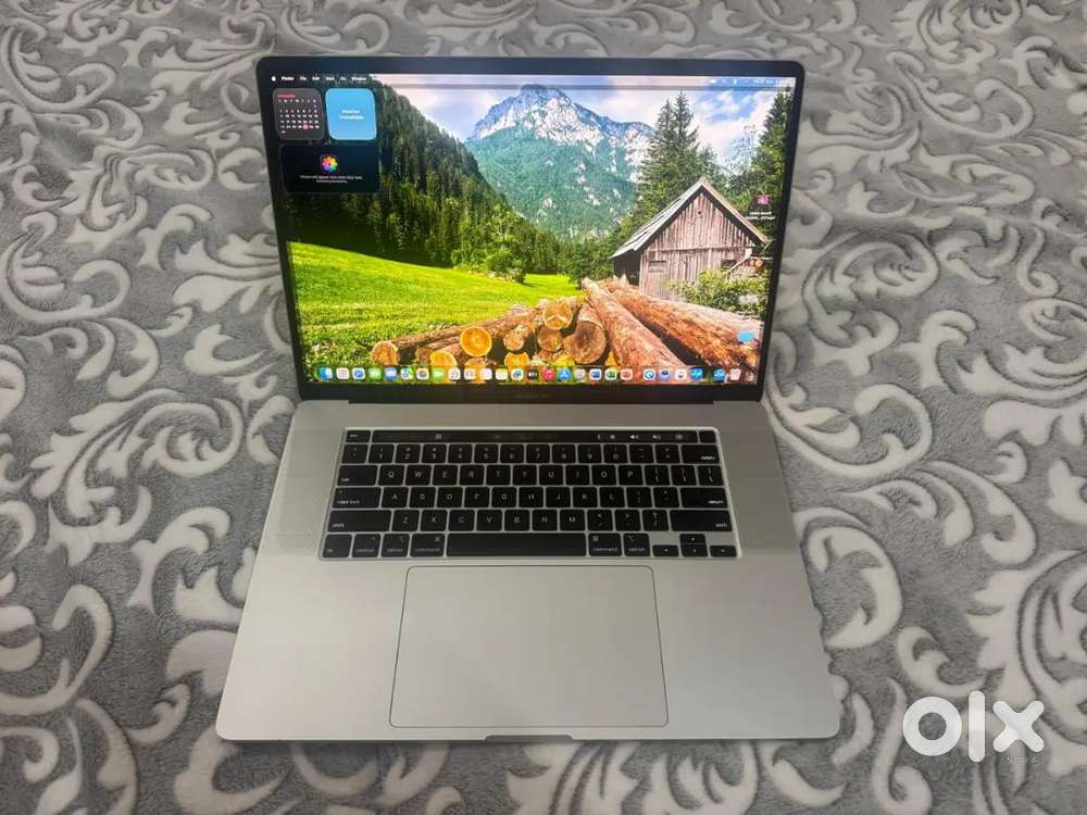Less used 5yrs i9 16inch MacBook Pro 1tbssd 16gbram 4gb AMD RADEON