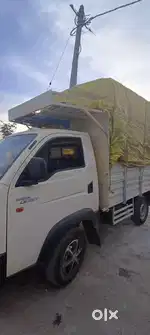 Arjent reqired driver goods vehicaal