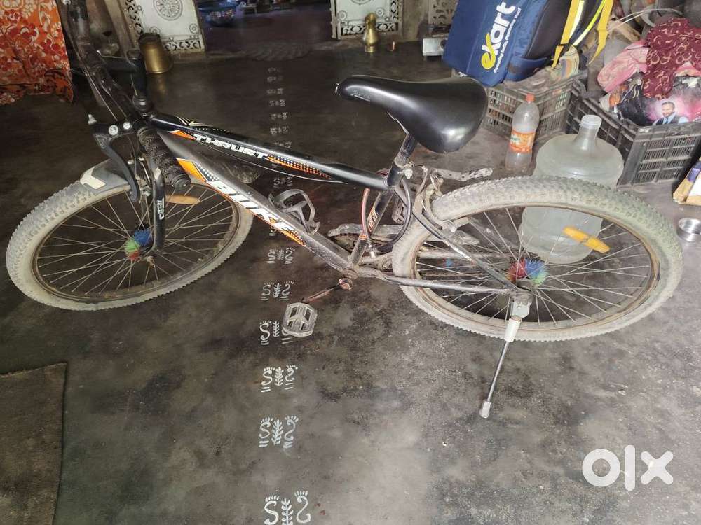 AVON  THRUST 26T MTB Cycle