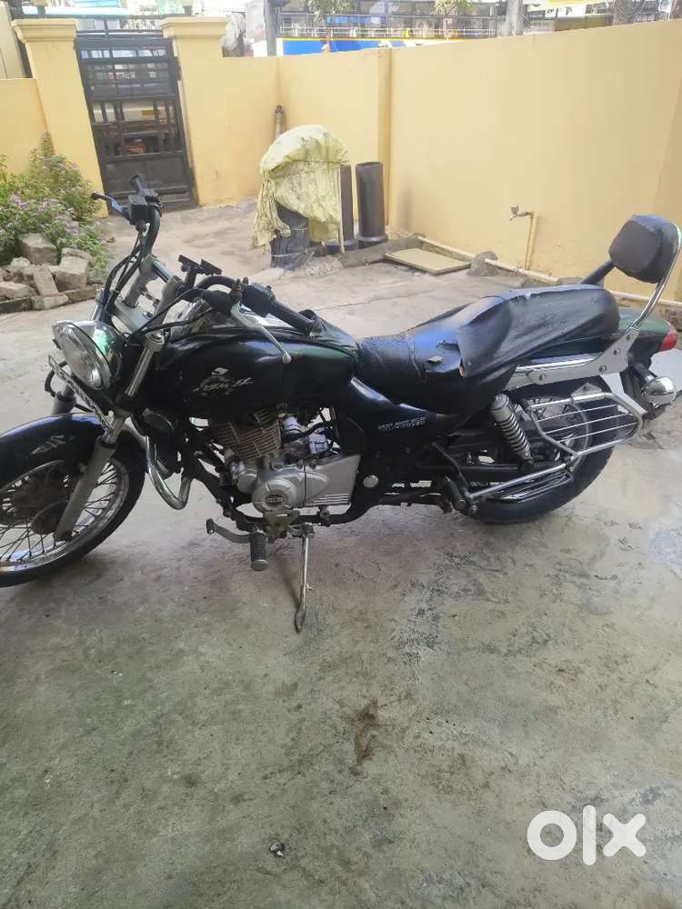 Bajaj avenger