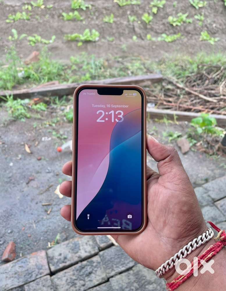 I phone 13 128gb Battery health 88%