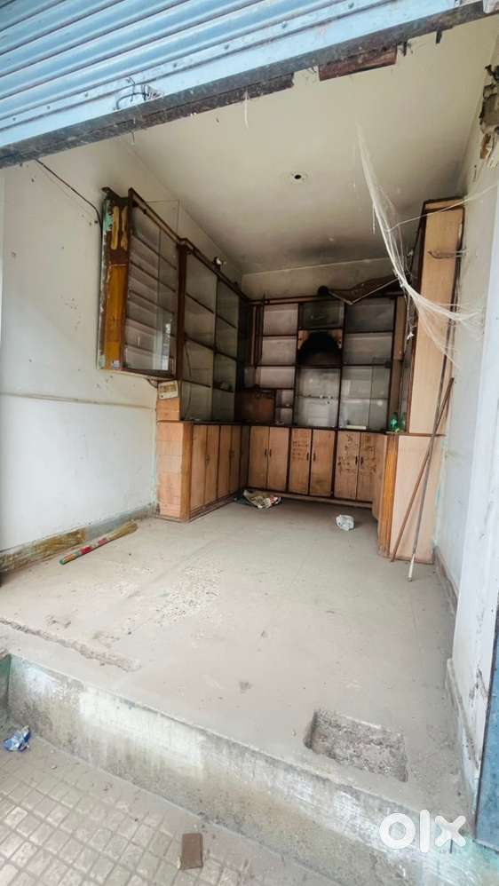 Main Road Shop  Jiwaji Ganj  82 Square feet shop with furniture
