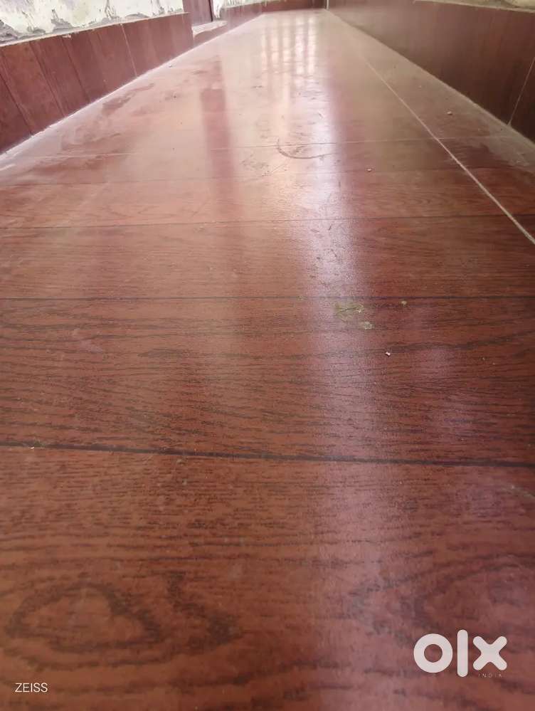 Room hamara ekdam family kai liye best bna hai