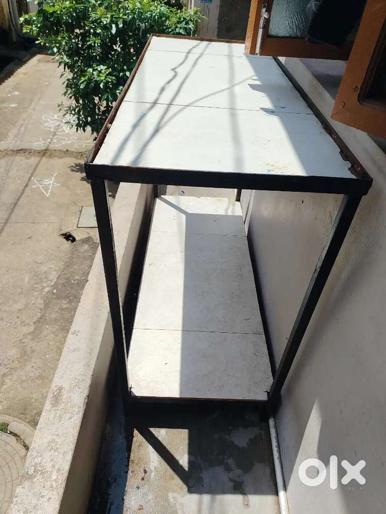 Iron stand good quality