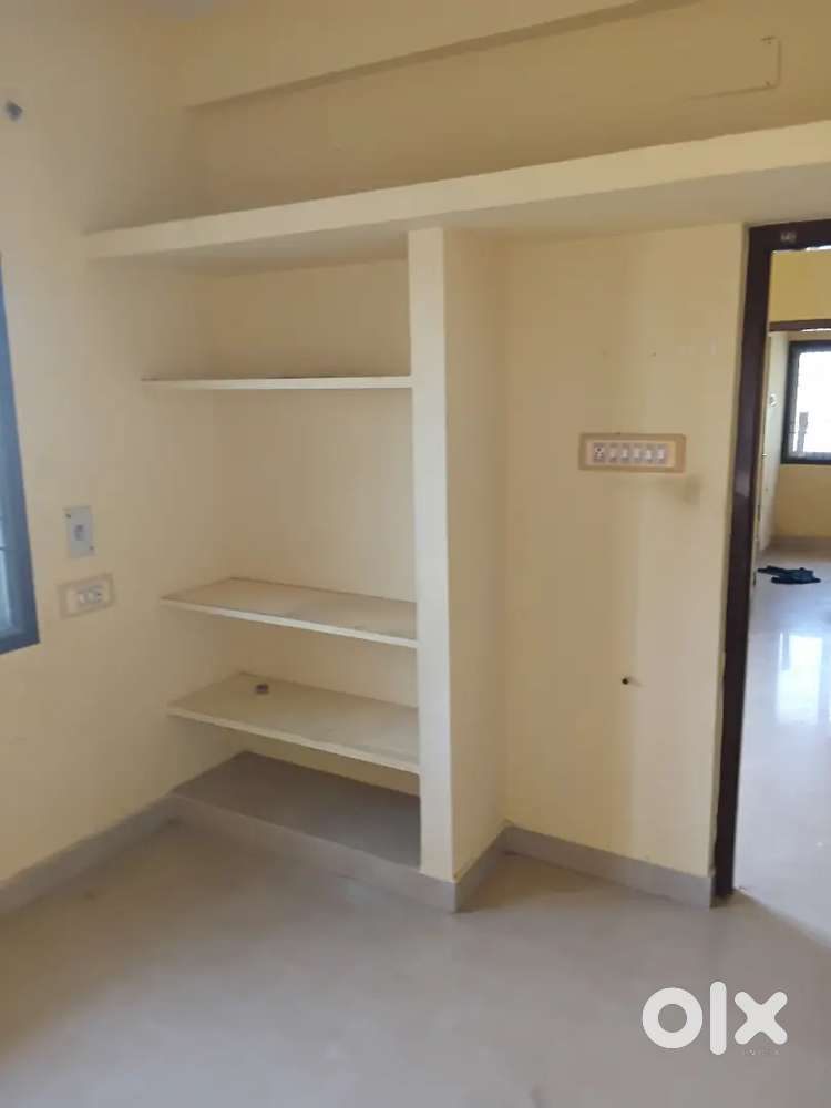 2 bhk apartment for lease near happy windows kattupakkam