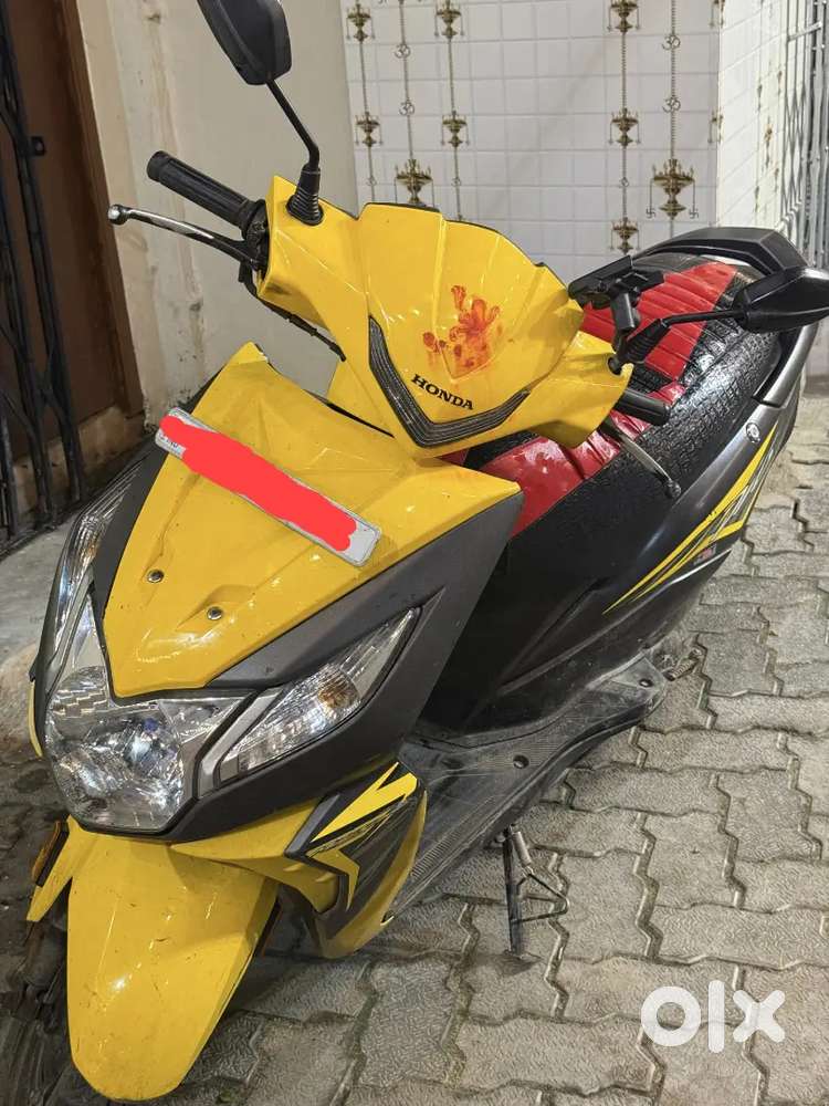 Honda dio 2018 model 30000 km running