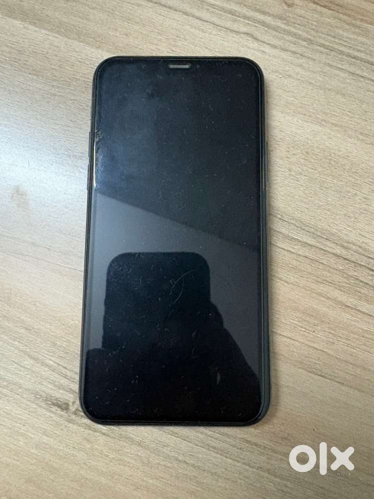Iphone 11 pro neet phone