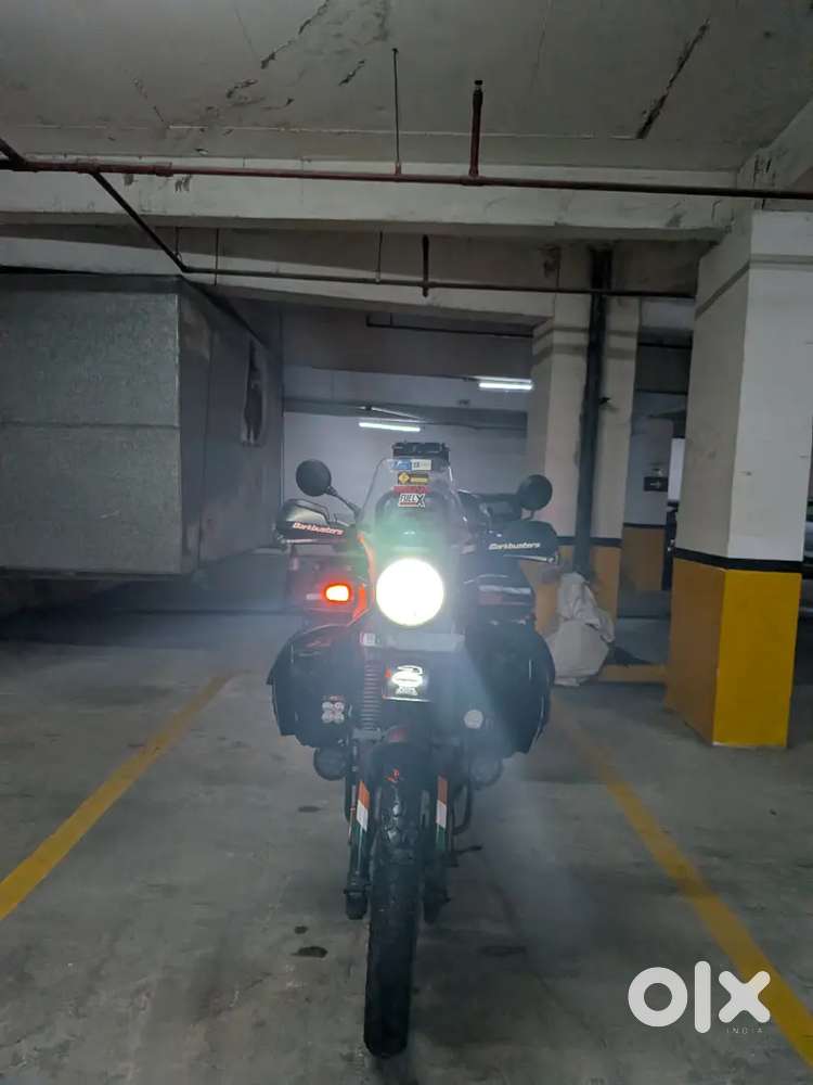 No sin Adventure Awaits!Fully loaded 2020 RE Himalayan 411 For Sale