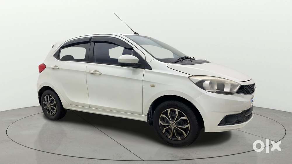 Tata Tiago 1.2 Revotron XT, 2016, Petrol