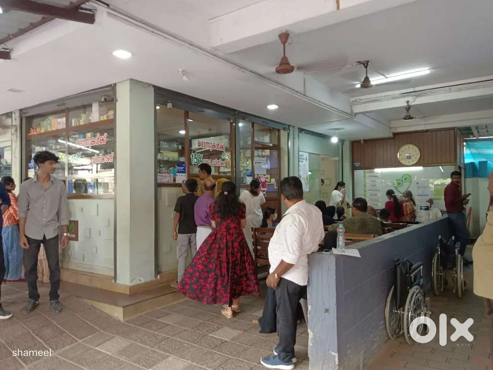 Senior Female  Accountant needed at a clinic in calicut