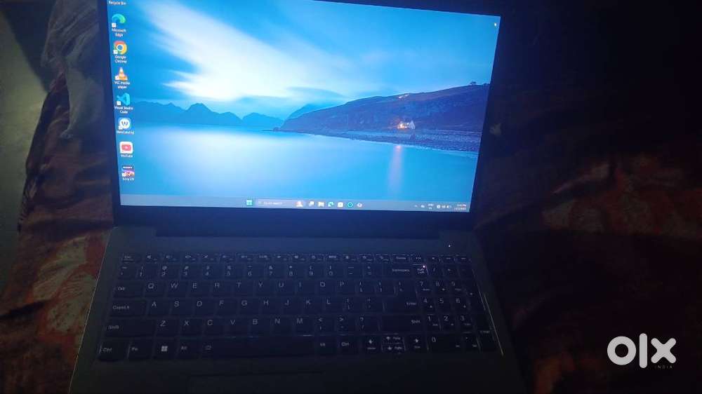 Lenovo Ideapad 3