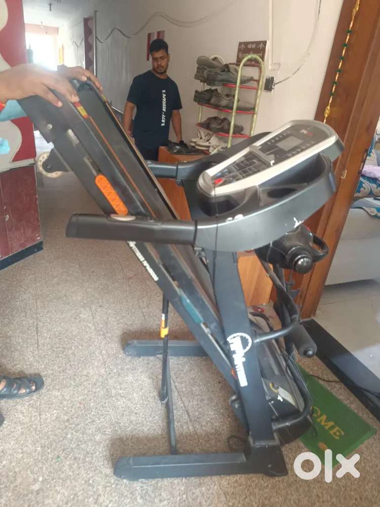 Seal treadmill