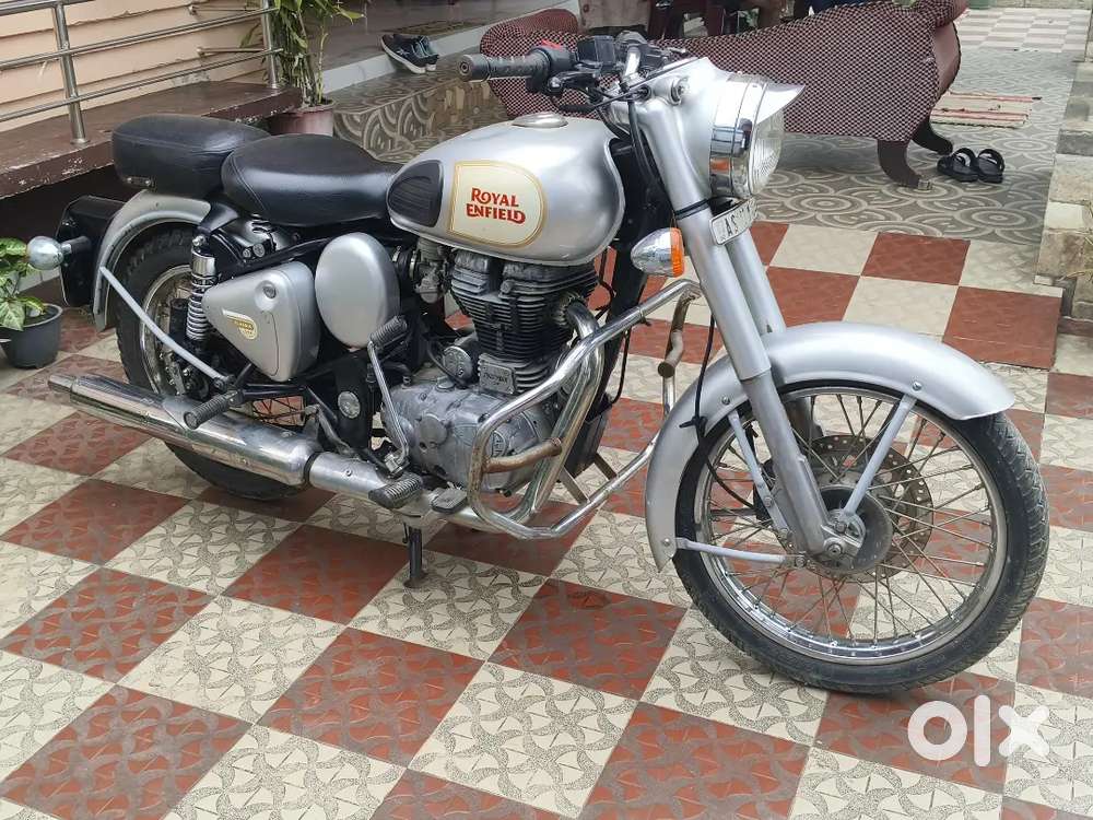 Classic 350 Silver Colour