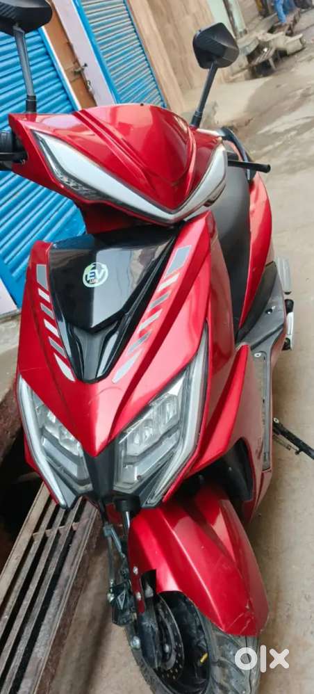 Ev life electric scooty use only 5 month