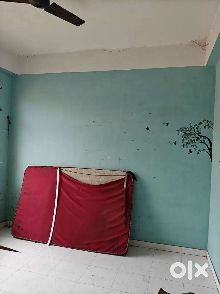 Urgently need roommate(Male) 2bhk flat at noonmati tiniali roadside