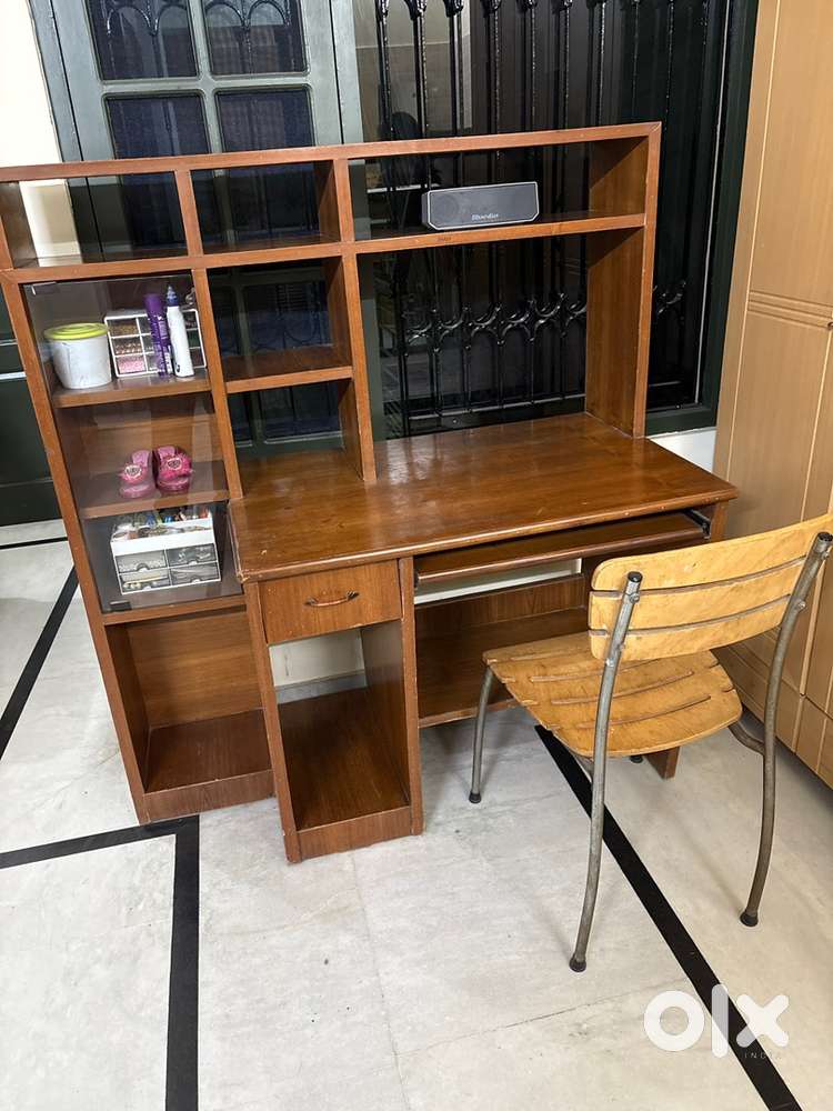 Computer table/ Study table with chair