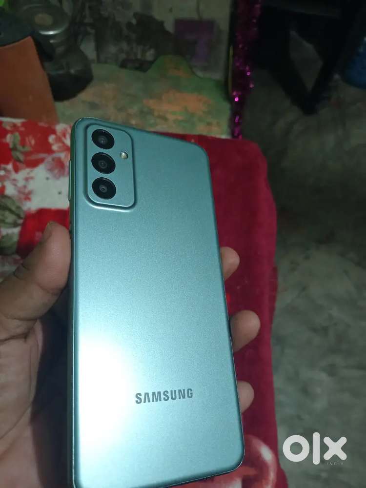urgent sell Samsung f23 5g good condition 6/128