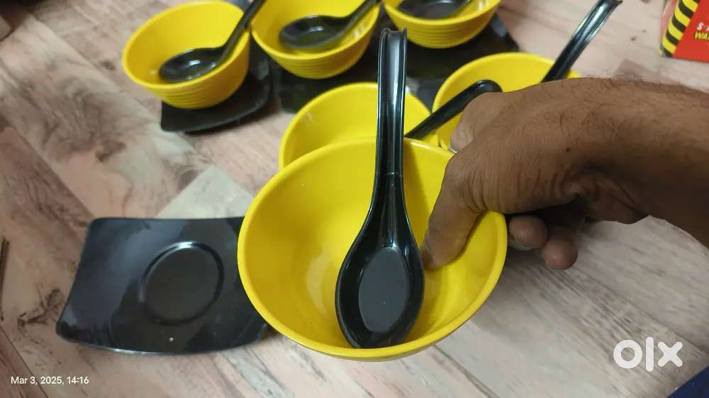 Chinese soup bowl, dish and spoon set(6)