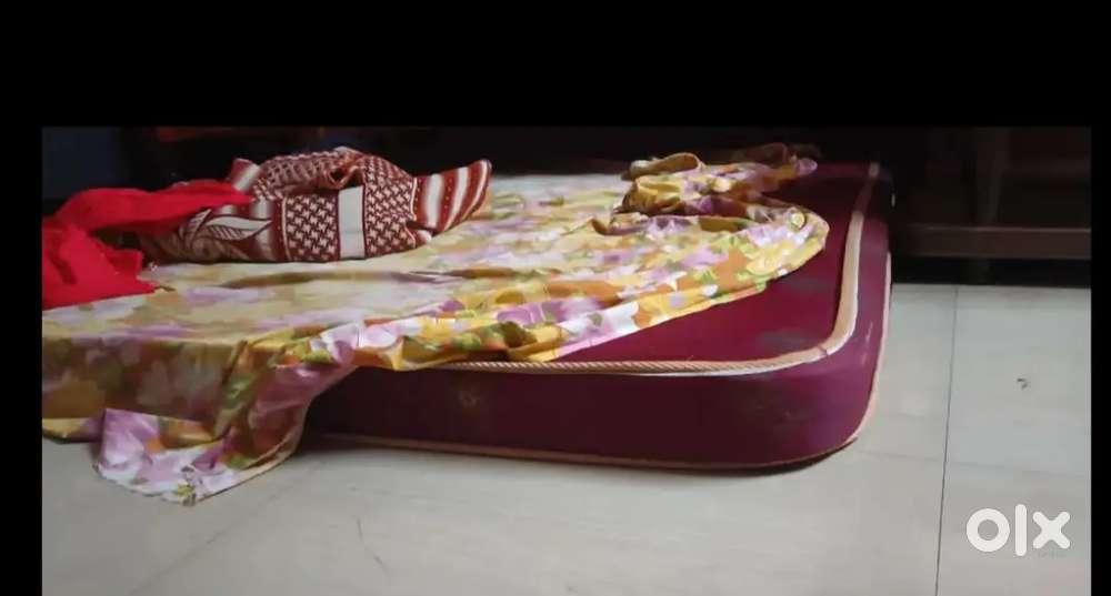 4 inch Bed queen size