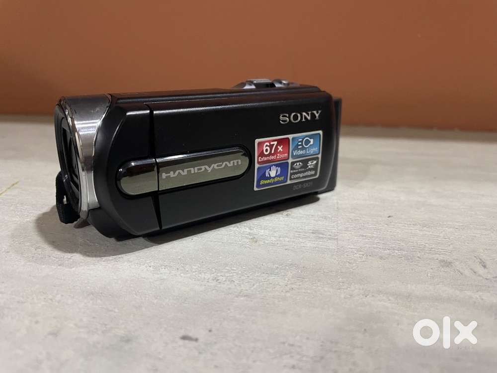 Sony Handycam Camera DCR-SX21