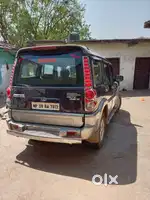 Mahindra Scorpio Classic 2009 Diesel 100000 Km Driven