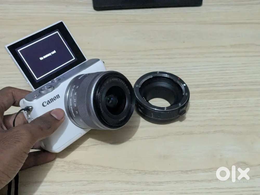 Canon M10 + comlite ef-m autofocus adaptor + 75 - 300 mm canon lens