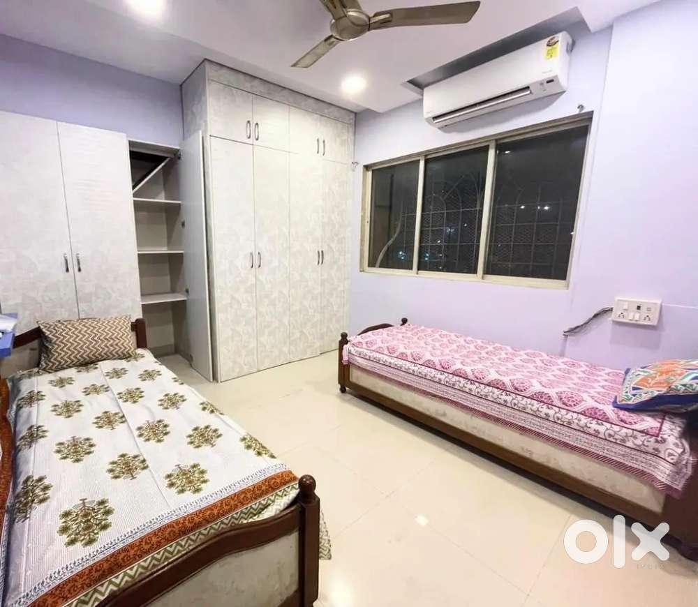 Furnished PG at for Girls Hiranandani Estate without Brokerage