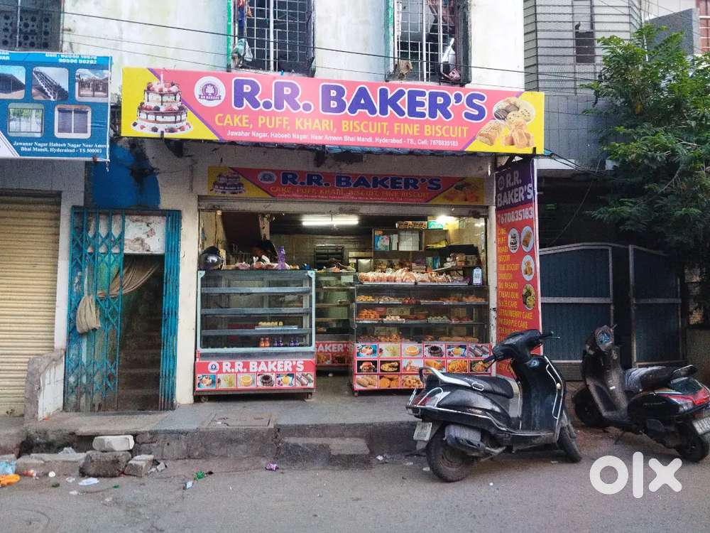 RUNNING BUSINESS FOR SALE WITH ALL EQUIPMENT AND METERIAL.
