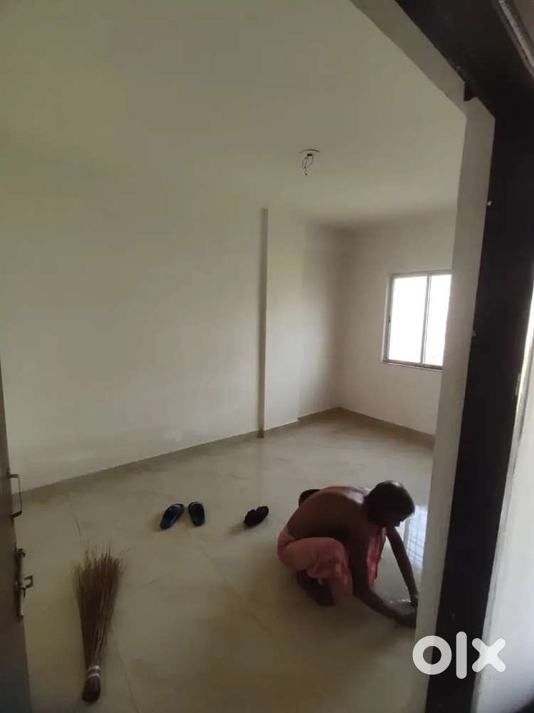 Ready move 3 bhk appartment on arrah more main road