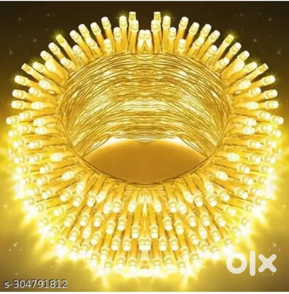 MPROW 11 Meter 40 LED

Diwali Decorative Yellow

Led String Light