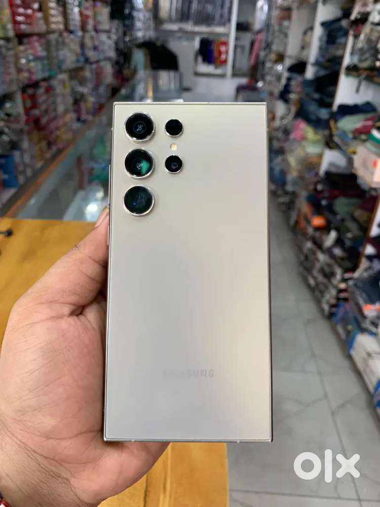 S24 ultra 256GB indian warranty payi ea feb 2026 tak all accessories