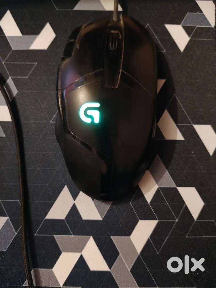 Logitech g402 gaming mouse