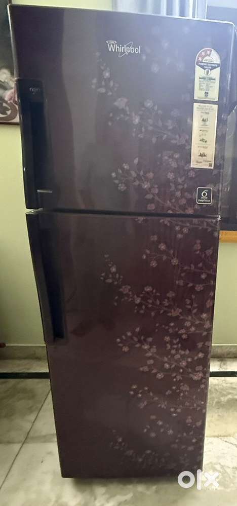 Whirlpool 345 litre double door fridge- exceplent condition, great pri