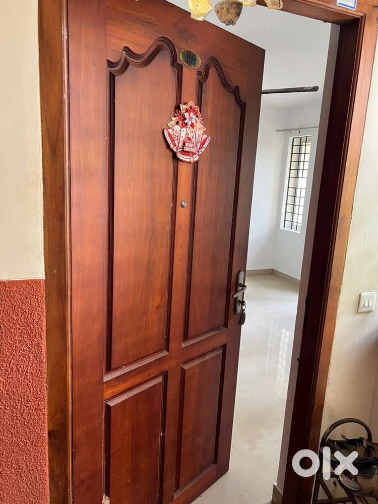 2bhk semi furnished ready to move flat near pangappara