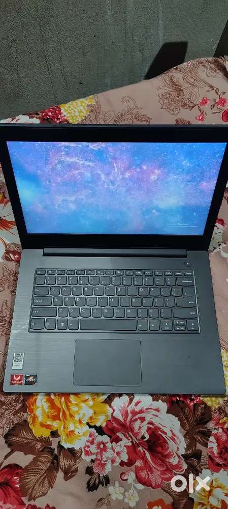 Lenovo//laptop//4-256