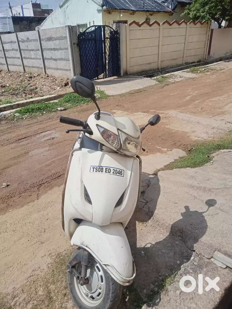 honda activa 2014 model rc validity 2029 contact me nmbr in pics