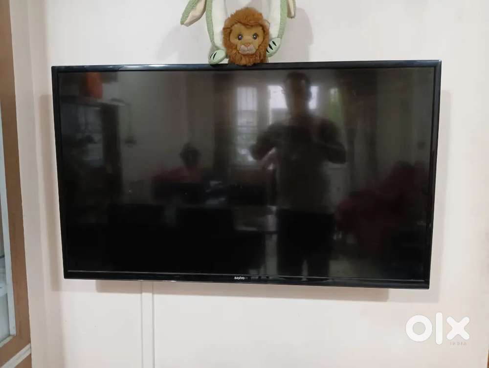 Working LED TV for 5000