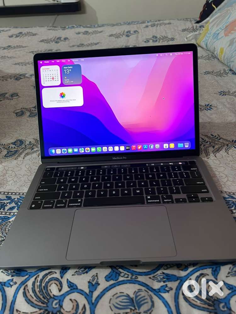 Apple Macbook pro M2