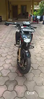 TVS Apache RTR200 4v with Dual ABS