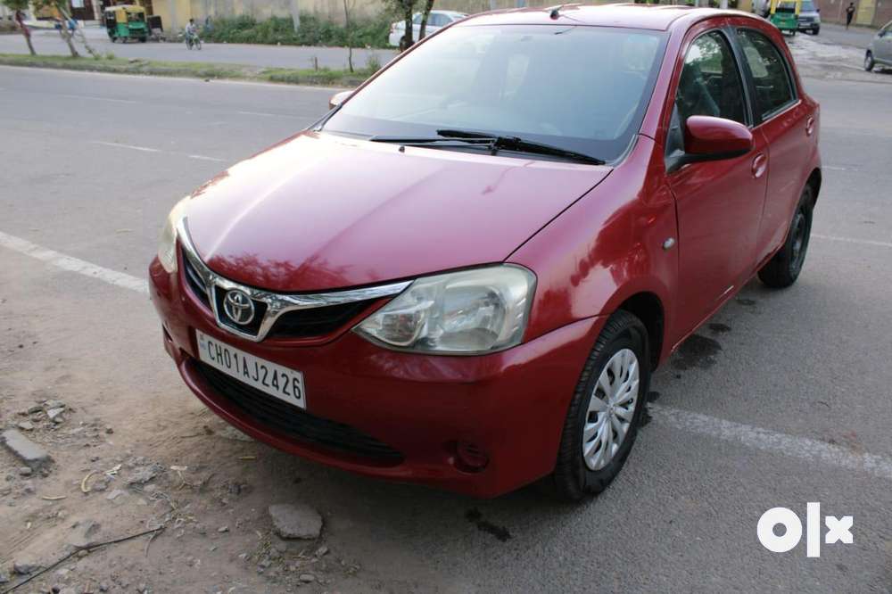 Toyota Etios Liva 2011-2012 G, 2011, Petrol