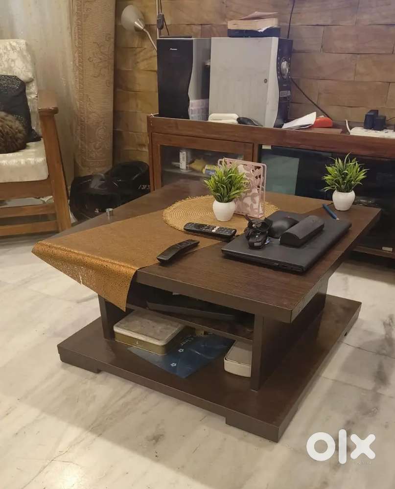 Urgent sale Home Centre 50x50cm table