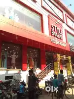 STYLE BAZAR MART me लड़के तथा लड़कियों की आवश्यकता हैं।
