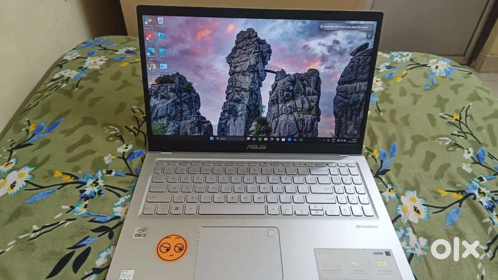 Asus vivobook 15