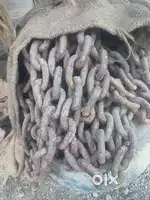 Truck chain for sale, very good in condition, slightly negotiable.