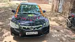 Jise lena bas please wahi mess kare