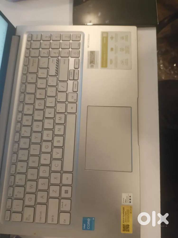 Asus vivo book i3 13 gen (cskt56r4)